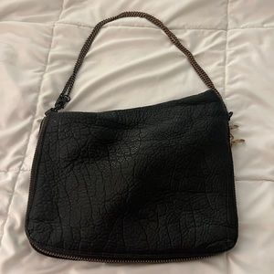 Ampersand as apostrophe black versatile bag